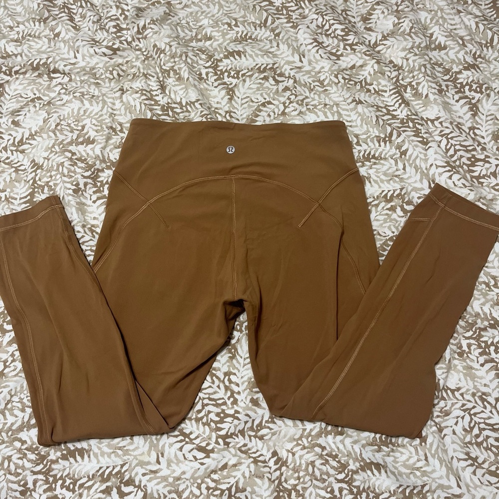 Lululemon instill high rise tight crop 23” size 10